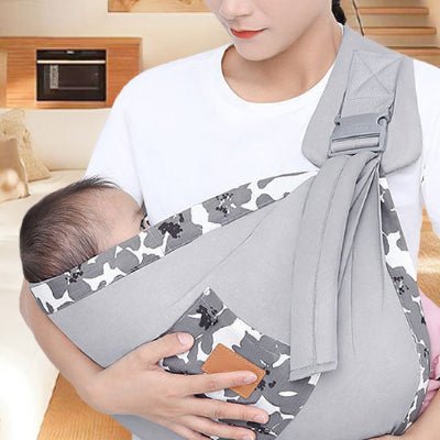 maman avec echarpe de portage sans noeud TendreLien™ gris