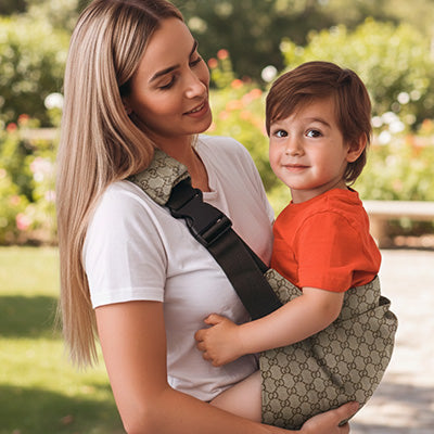 maman et porte bébé écharpe Néviasson™ beige